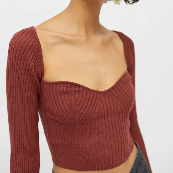 UO Juliet Portrait Sweater - Picture 3 of 3